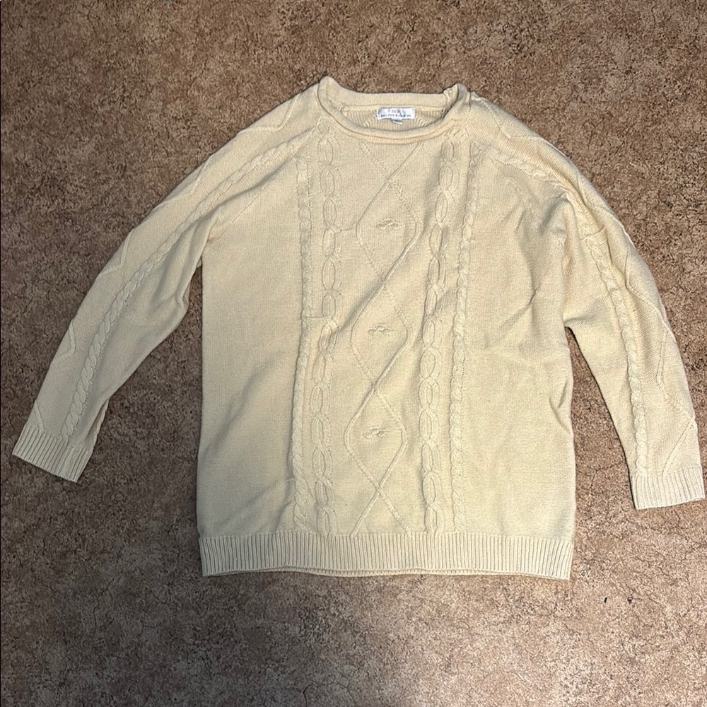 Women’s  Cream Sweater